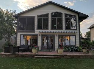 4726 Island View Dr, Oshkosh, WI 54901