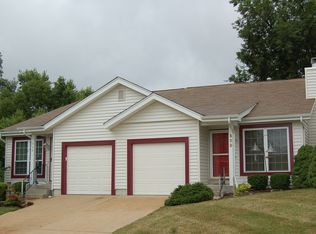 508 Spring Glen Dr, Ballwin, MO 63021