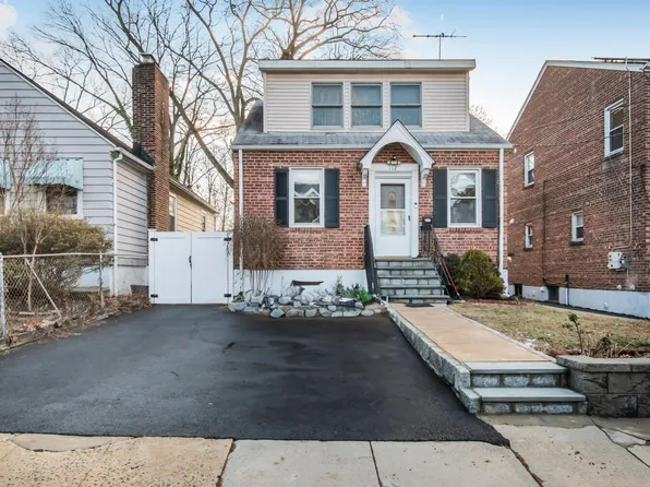 112 Hart Avenue, Yonkers, NY 10704