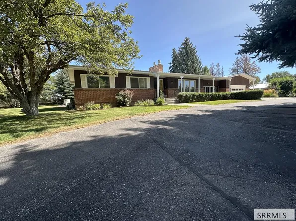 11030 N 45th E, Idaho Falls, ID 83401