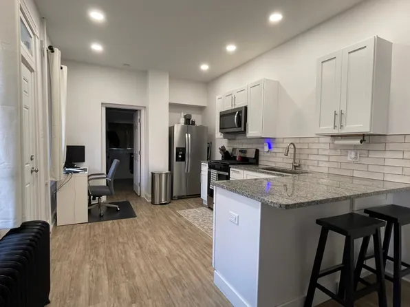 9 Pearl St APT 1, Lancaster, PA 17603