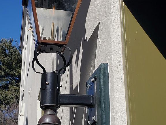 gas lamps