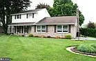 2156 Kentwood Dr photo 1