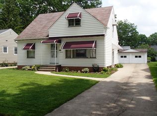 5833 Monica Ln, Garfield Heights, OH