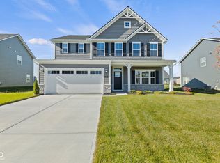 272 McNair Rd, Whiteland, IN 46184