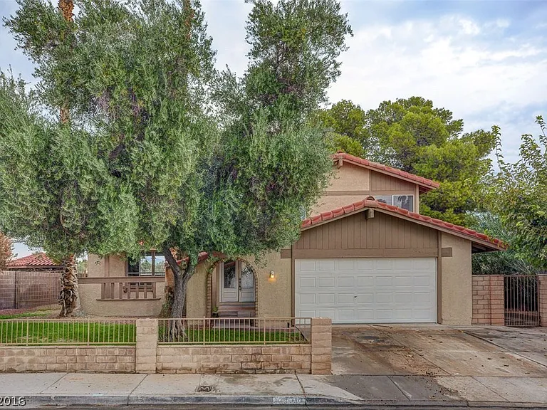 3670 La Junta Dr — Photo 1