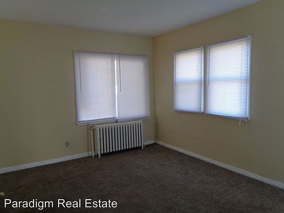 3rd image of 580 N Main St APT 20