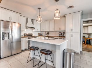 1908 Queen St, Fort Worth, TX 76103