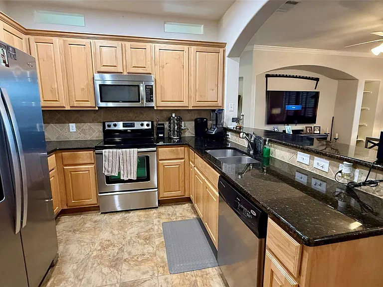 430 Old Fitzhugh Rd #8 — Photo 10