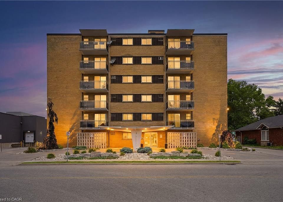 1st image of 87 Saint George St #403