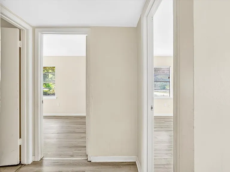 5340 Laroche Ave #4 — Photo 20