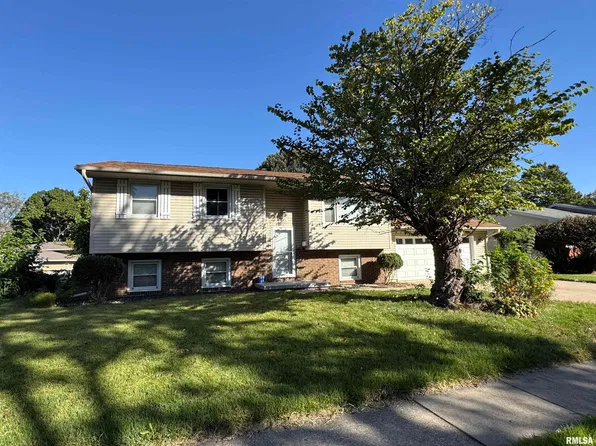 255 Saxon Dr, Springfield, IL 62704