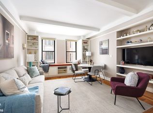 18 W 70th St APT 2D, New York, NY