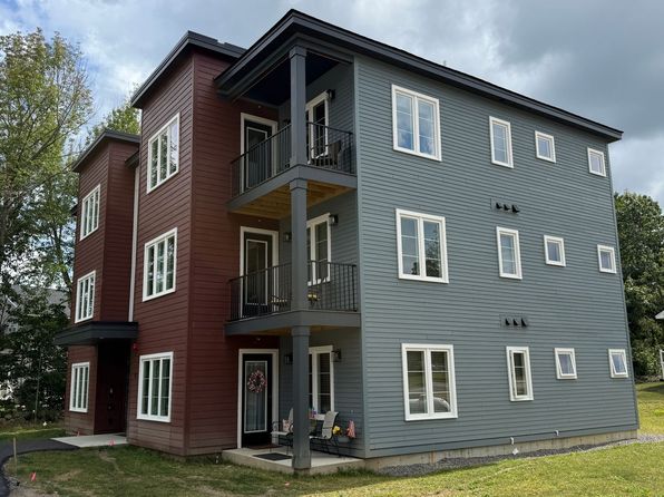8 Normand Ct