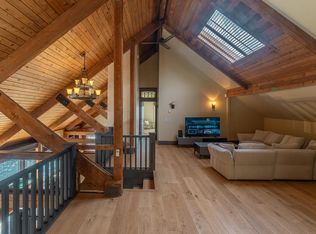 9260 Sidaway Rd, Richmond, BC V6W1C2