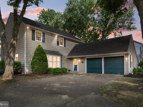 152 Coopers Kill Rd, Delran, NJ 08075