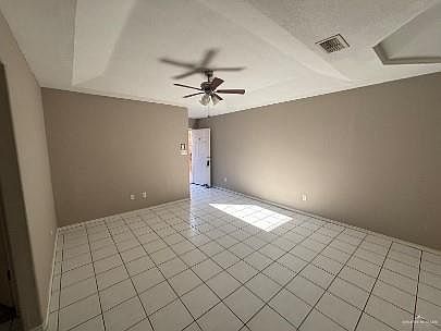 5th image of 2103 Kimberly Ln #4