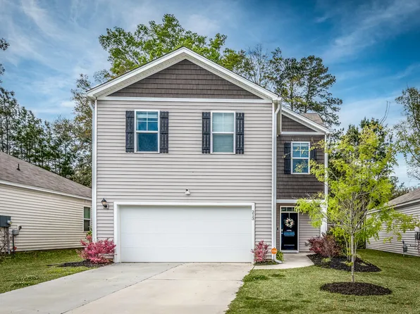 213 Lapping Waters Dr, Summerville, SC 29483