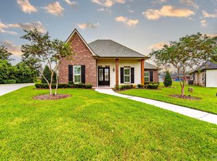 159 Del Rio Dr, Houma, LA 70360