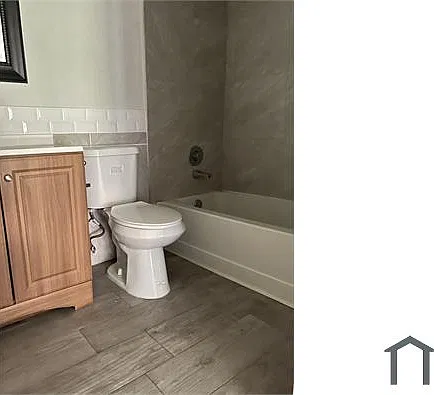 2 bed, 900 sqft, $2,400 — Photo 4