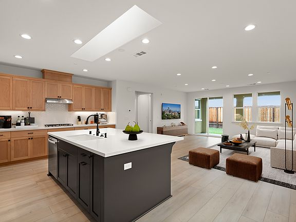 7th image of this home