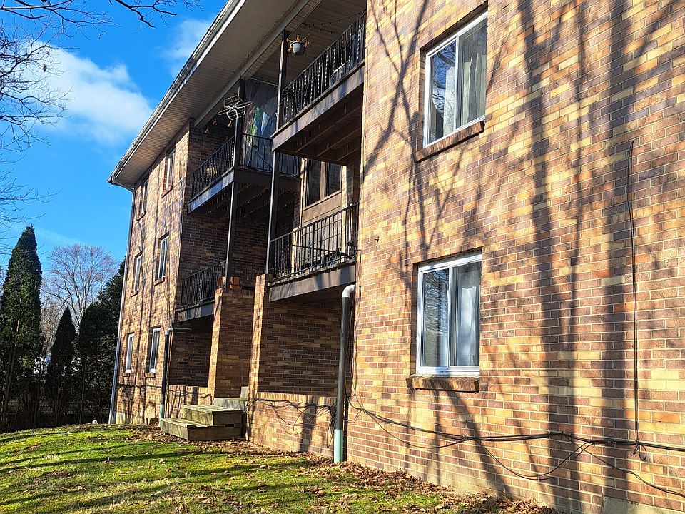 1st image of 610 Academy St APT 4