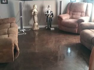 1906 El Monte St, Corpus Christi, TX 78417