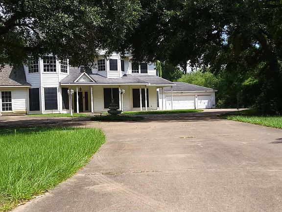 3rd image of 6444 Magnolia St