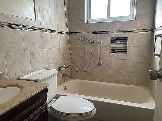 2nd image of 1109 E 105th St #1