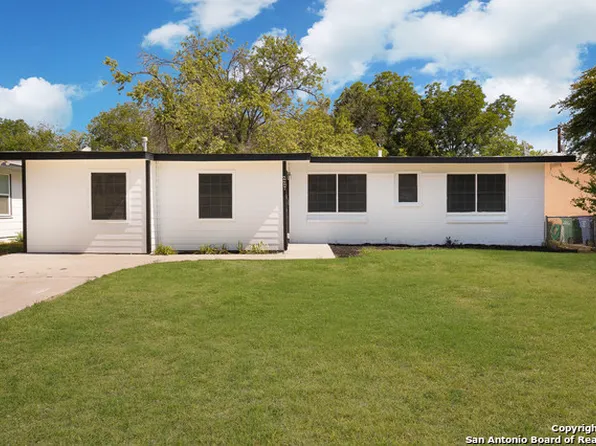 227 Gilbert Ln, San Antonio, TX 78213