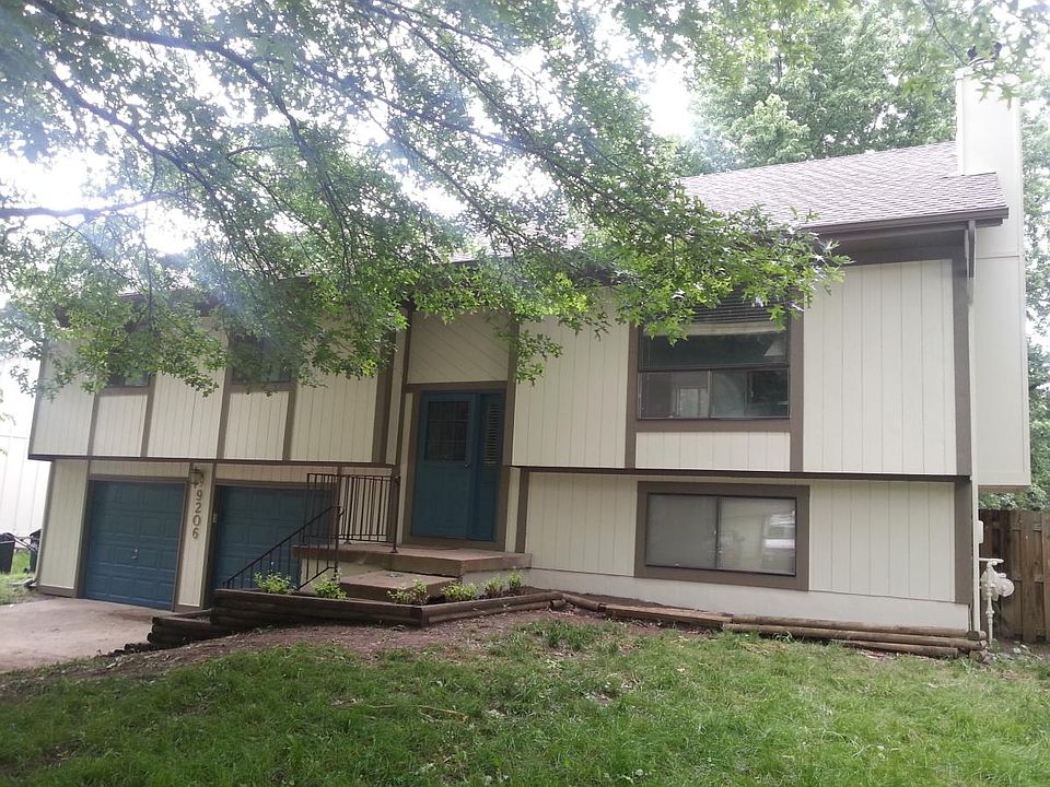 1st image of 9206 Greenway Ln