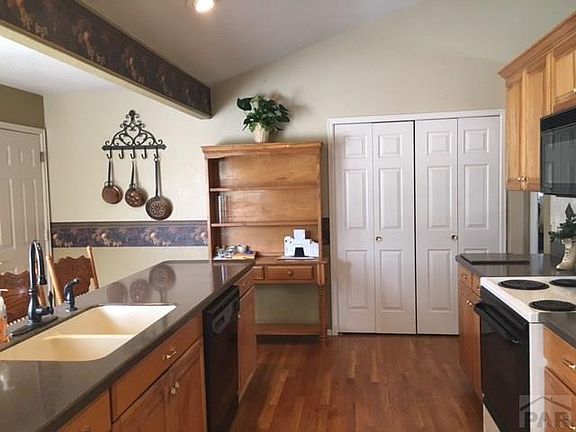 5th image of 39 Bellita Dr