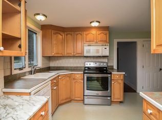 185 High St, Chelmsford, MA 01824