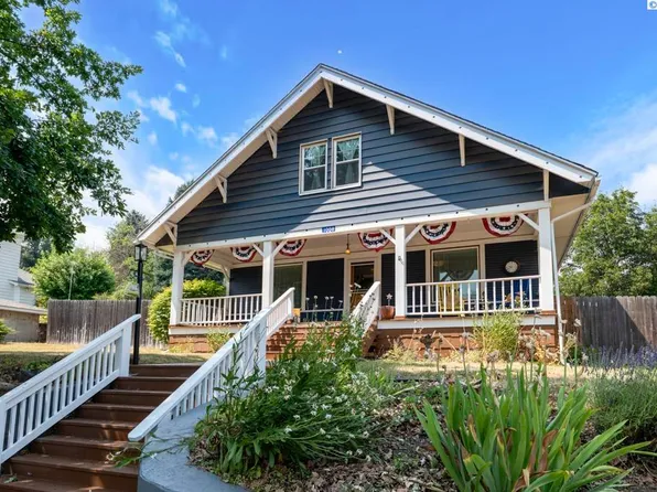 1008 S Lake St, Colfax, WA 99111