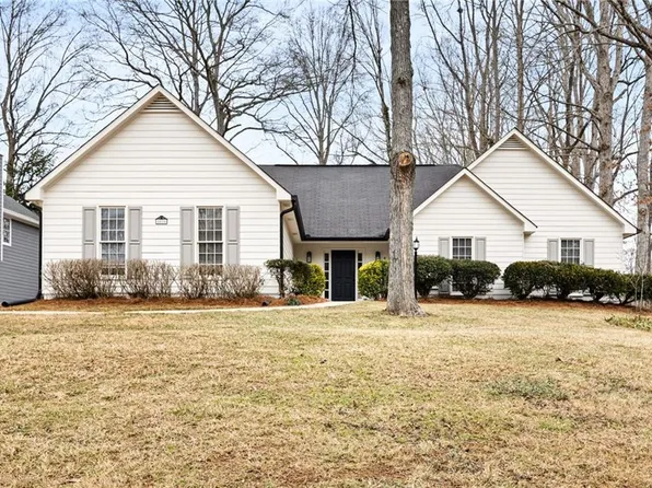 5070 Brownwood Dr, Powder Springs, GA 30127