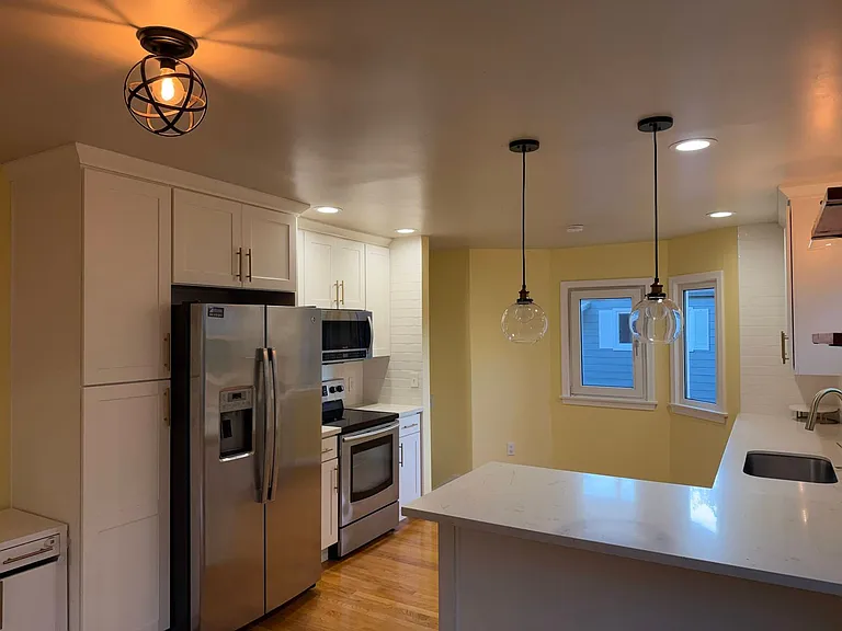 924 N Union Ave — Photo 5