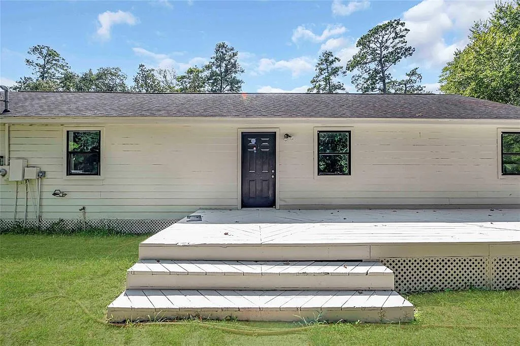2 bed, 1100 sqft, $1,695 — Photo 3