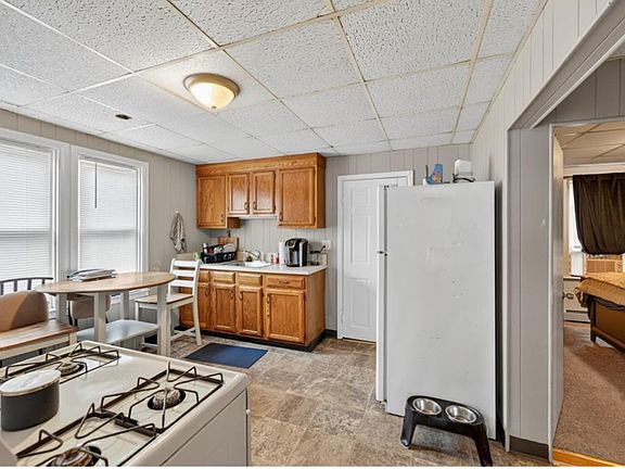 4th image of 291 Pontiac Ave Floor 1