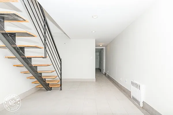 Rented by MySpaceNYC | media 11