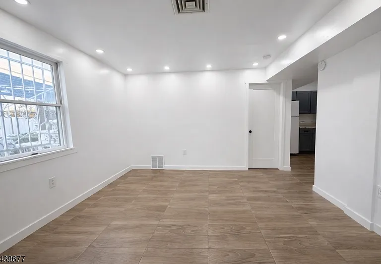 87 Merseles St — Photo 5