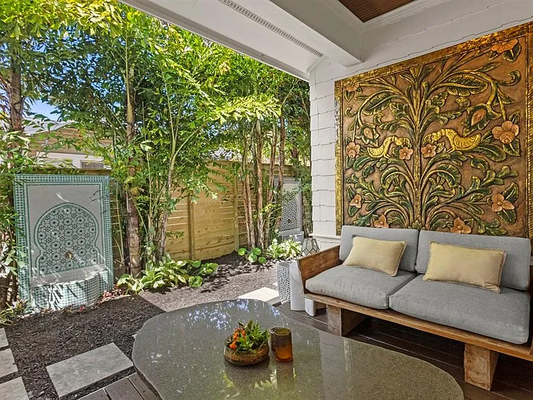 2115 W Watrous Ave — Photo 26