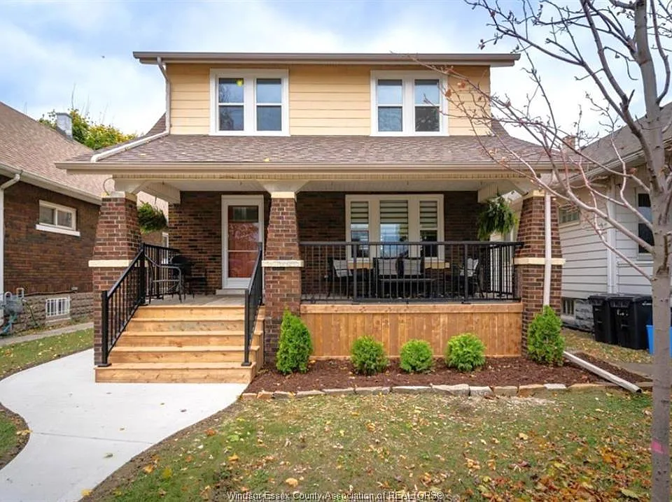 1748 Hall Ave #MAIN
