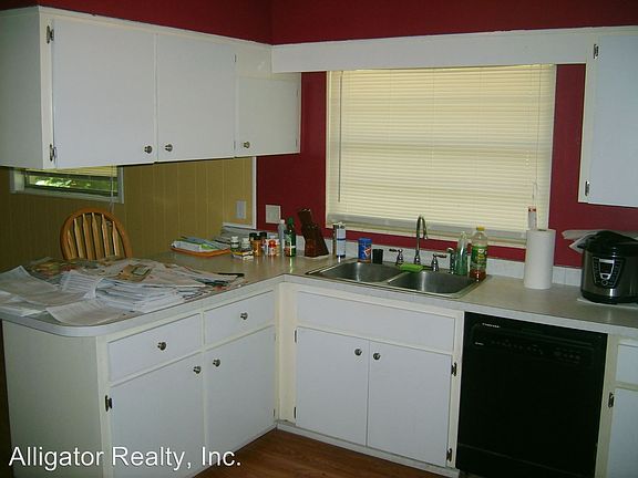 2nd image of 2808 NW 48th Ave