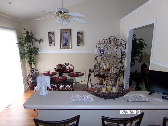 3rd image of 2111 Temple Dr NW