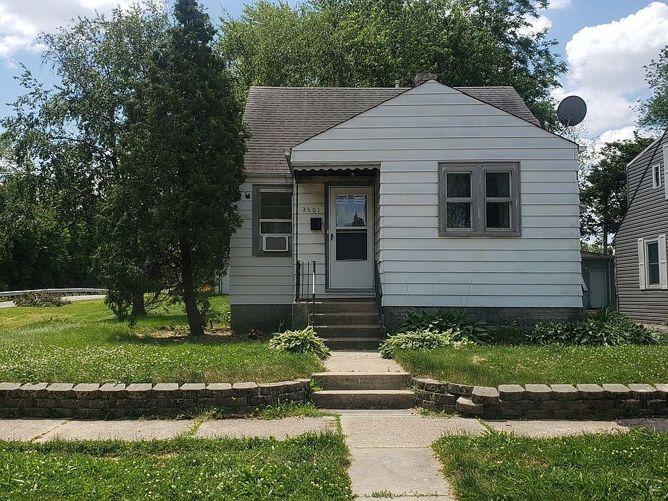 1st image of 2601 W 89th St