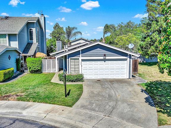 2nd image of 120 Heritage Lane