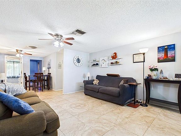 4th image of 8840 Carmen Ln