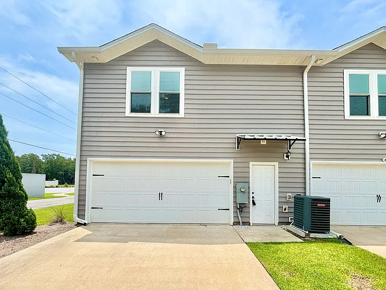 5031 Peach Dr — Photo 16