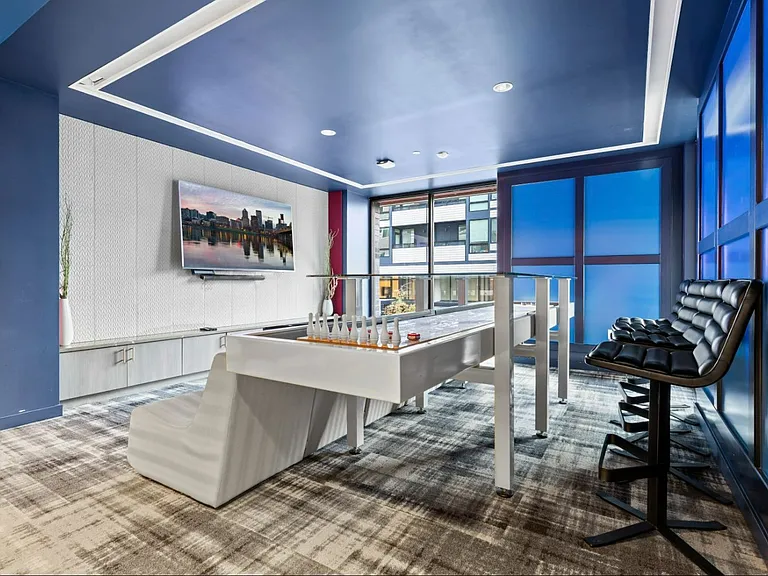 The Heron Flats and Lofts — Photo 17