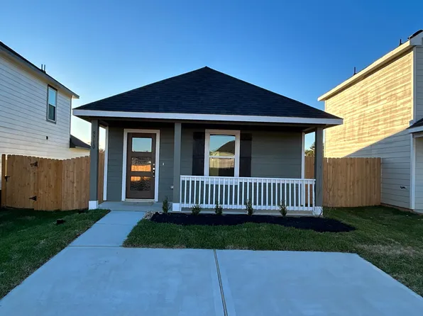 9710 Ruby Stone Way, Conroe, TX 77306